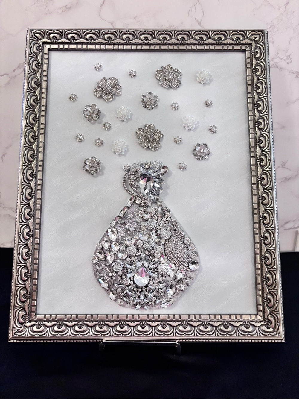 Elegant Silver Jeweled Vase Wall Art - Home Wall Decor
